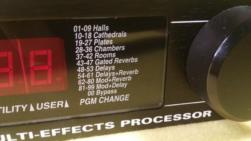 DigiTech STUDIO Twin. 2 In/2 Out MULTI-EFFECTS PROCESSOR. S-Disc Processing. - Bild 4 von 15