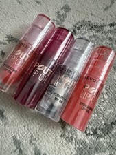 Image of Revolution Pout Lip Oil Nourishing Tinted Lip Oil, High Shine, Non-Sticky X4