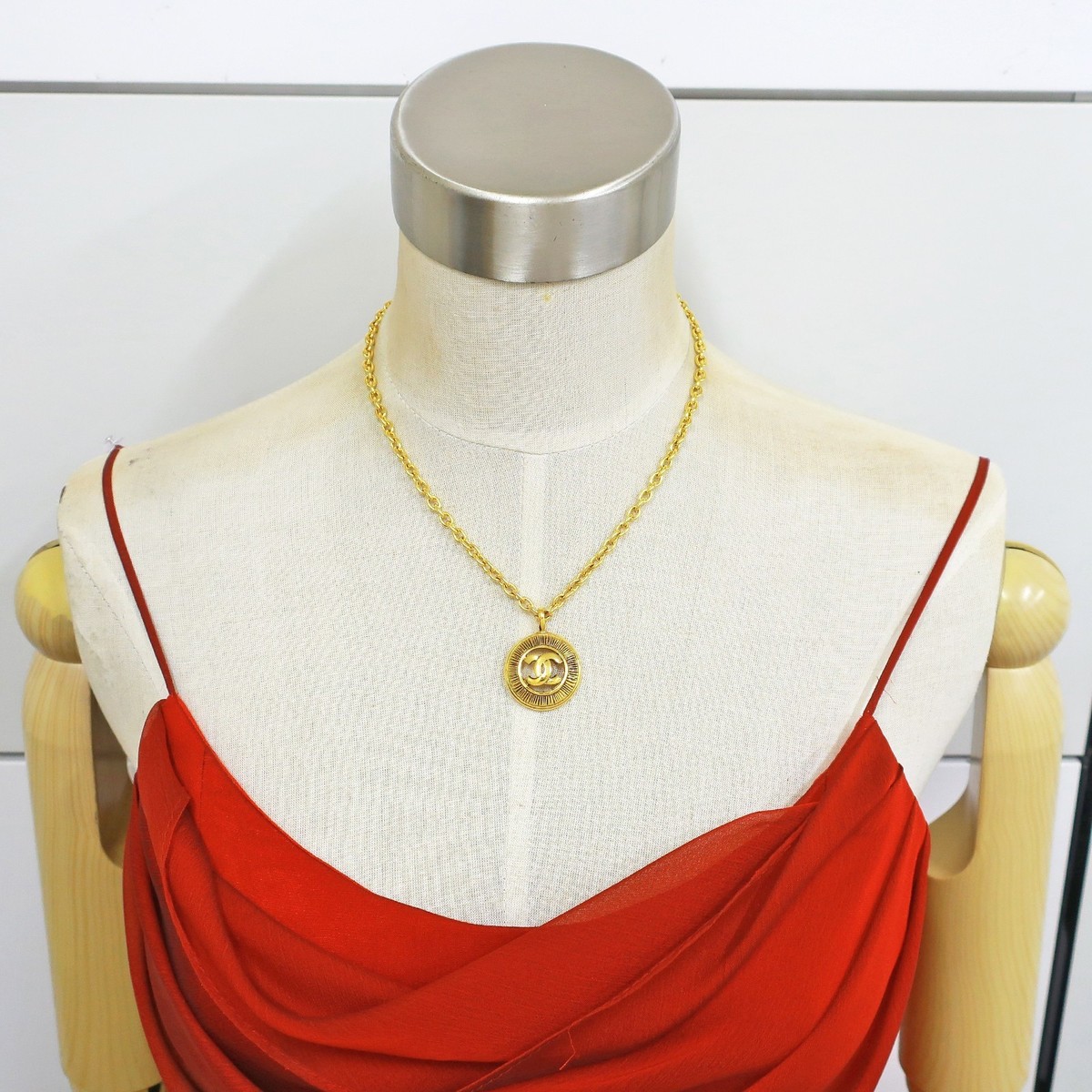 CHANEL Gold Plated CC Logos Round Charm Vintage Necklace Pendant