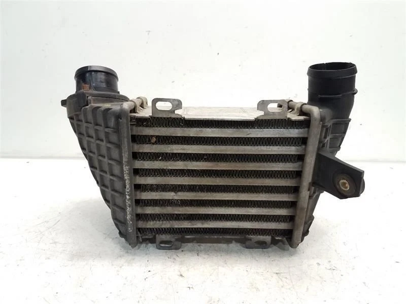1996-98 Volkswagen Jetta (1.9L / MT) Intercooler  - Image 3 of 4
