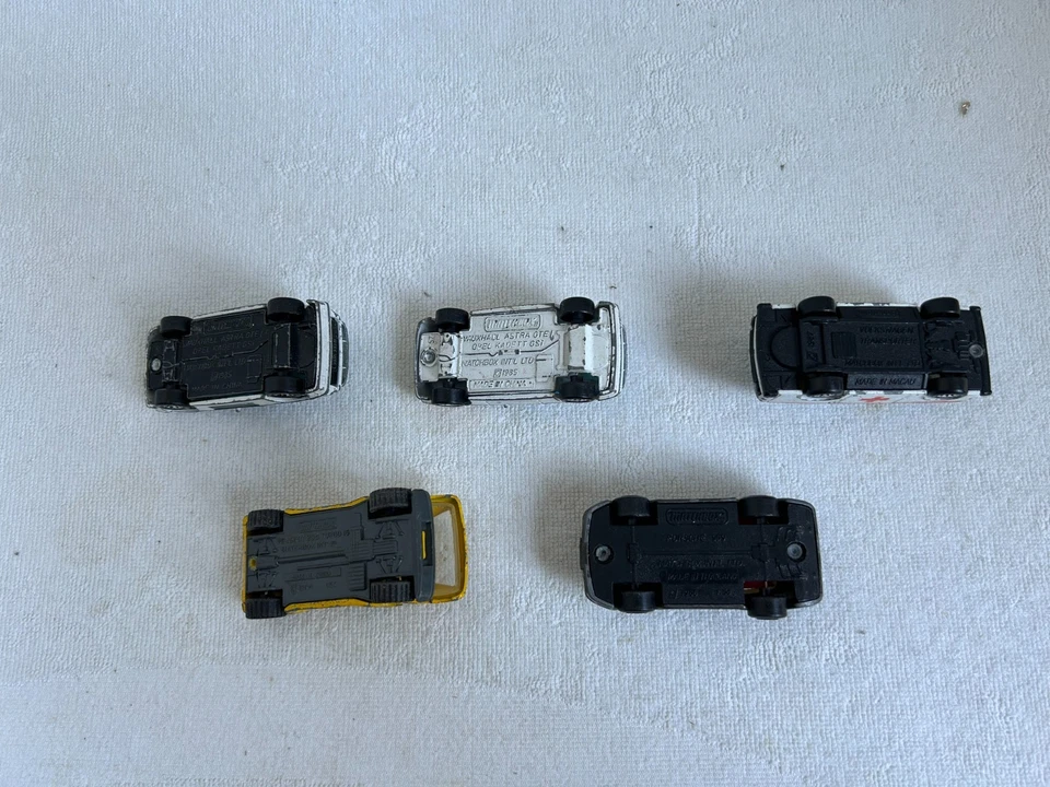 MATCHBOX - Lotto 5 Modellini Auto - Opel Peugeot Porsche Volkswagen - Immagine 4 di 4