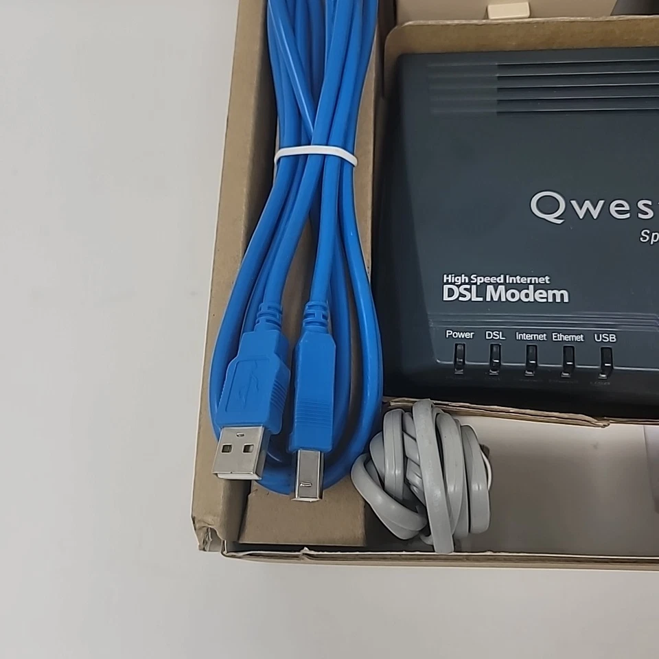 Actiontec Qwest High Speed DSL Internet Modem Ethernet Model# GT701 Complete Box - Image 4 of 4