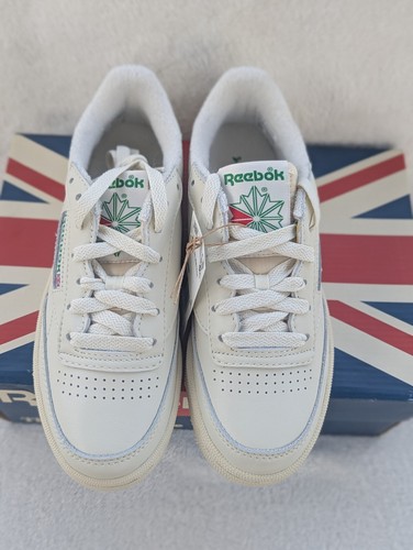 Size 5.5 Women's Reebok Club C 85 Vintage White and Green Lace Up Tennis Shoes - Picture 2 of 9