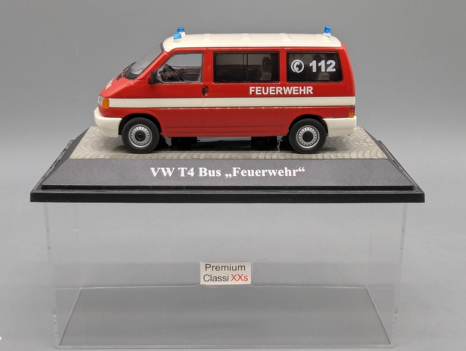 Foto 1 di 11