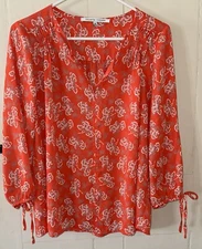 Collective Concepts - Coral floral 3/4 sleeve V-neck blouse, M Lightweight