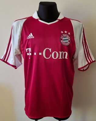 Bayern Munich 2003-2004 Home Adidas shirt with autographs of club