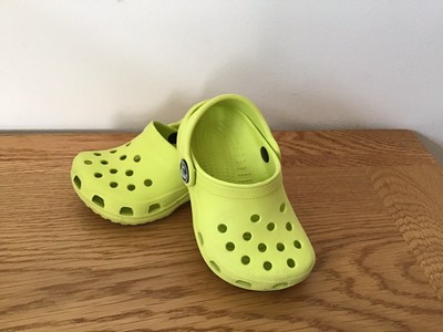 girls crocs size 5
