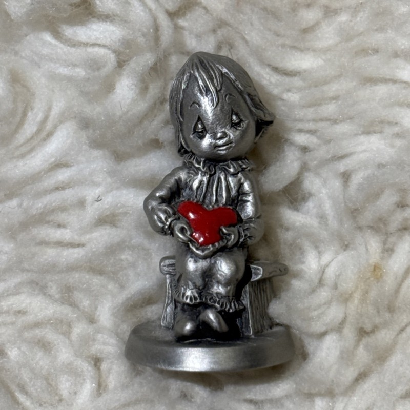 Hallmark Little Gallery Pewter Miniature Figurine Betsey Clark, Red Pillow Heart