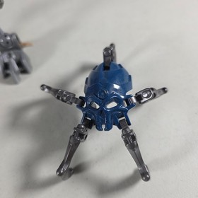 LEGO BIONICLE &ndash; Protector of Stone #70779 &ndash; With Skull Spider &ndash; Retired