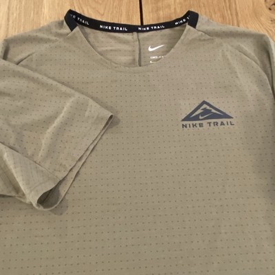 Nike Trail Dri-Fit Running Shirt Green Men Medium Vented Performance