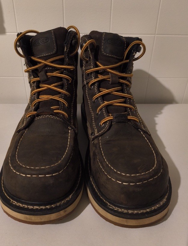 Stivali Uomo KEEN Utility Taglia 9 5 EE Punta Larga in Fibra di Carbonio