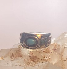 Turquoise ring size 5.50 Navajo band southwest swirls pinky coral chips sterling