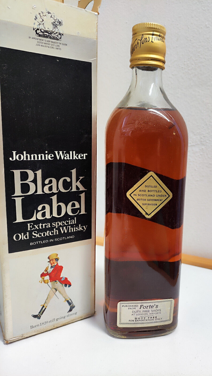 Johnnie Walker Black Label Extra special Old scotch Whisky Johnnie Walker Black Label Extra special Old scotch Whisky