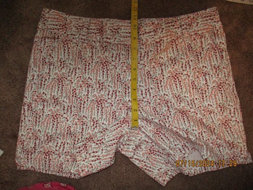Ann Taylor LOFT Signature Shorts Size 12 Colorful Mod Floral Print EUC - Picture 6 of 10