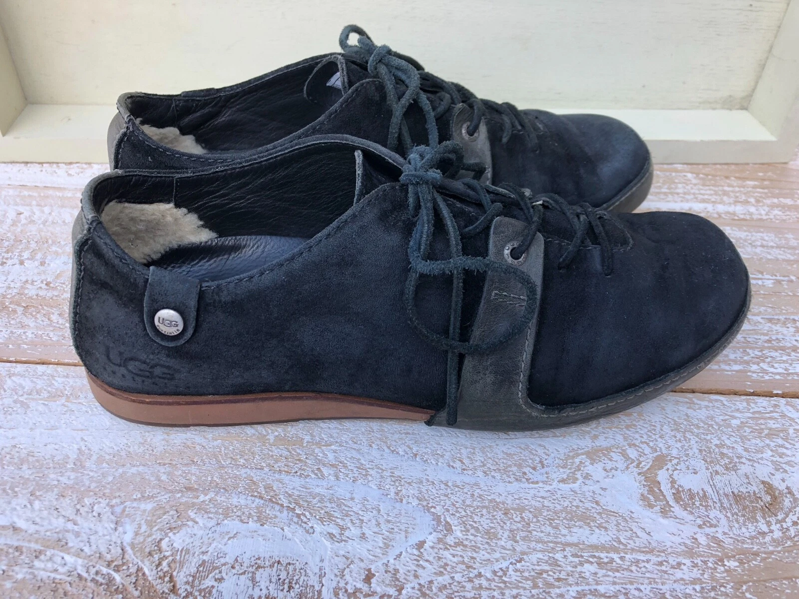 Oxford UGG Australia da uomo in pelle nera e grigia taglia 9 5 S N 5557