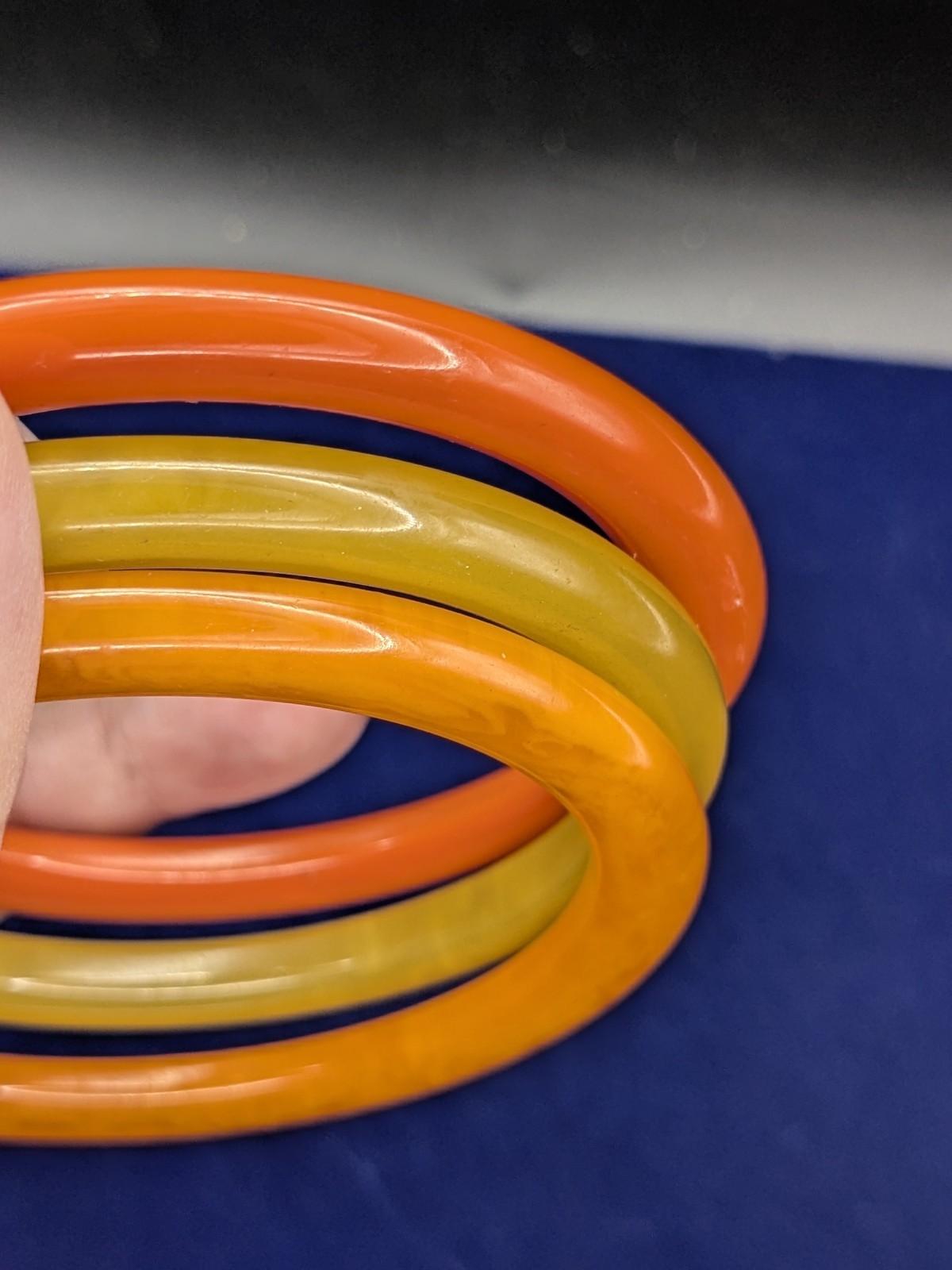 Bakelite Stacking Spacer Bangles Set Marbled Oran… - image 7