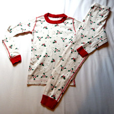 Hanna Andersson Organic Christmas Holly Long John Pajamas size 130 US 8 