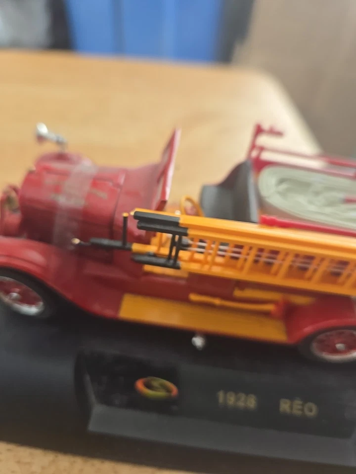 1928 REO Fire Truck Replica Signature Models Pleasant Plains VFD Model 1/32 - Image 4 of 4