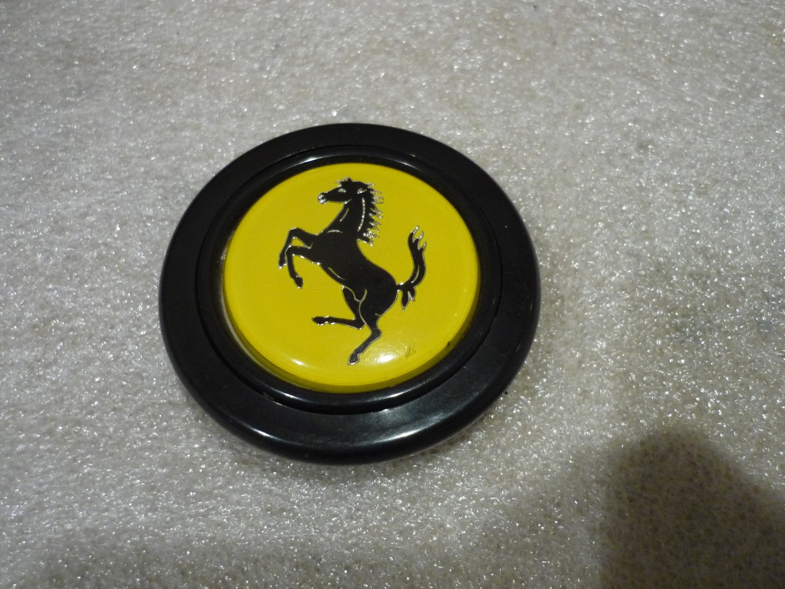 Ferrari 208,288,308,328, Many Others  -  Horn Push Button MoMo  - P/N 101071