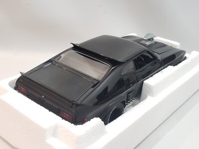 AUTOart Ford XB Falcon 1:18 Scale Interceptor Car Diecast
