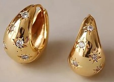Cute Chunky Gold Tone Hoop Earrings with Rhinestones Star Pattern Design Huggie