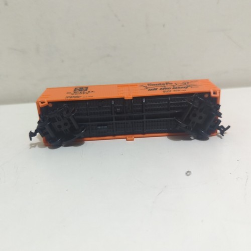 HO Gauge Life-Like Santa Fe 1950's era 40' Grand Canyon Line Box Car Orange - Picture 7 of 7