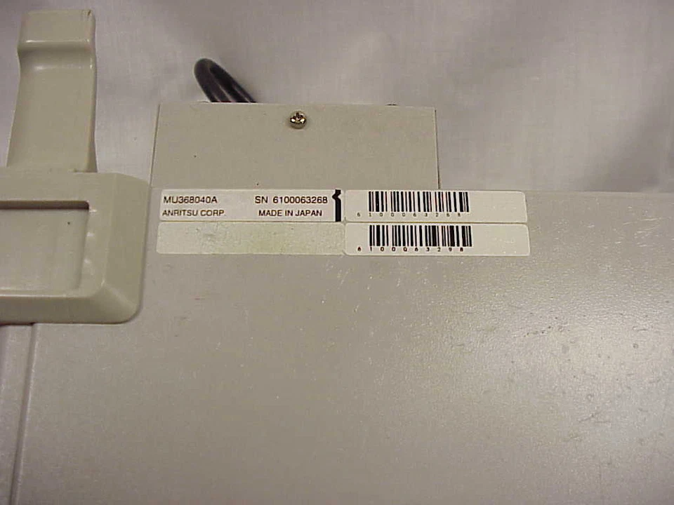 ANRITSU MG3681A GENERADOR DE SEÑAL DIGITAL 250KHZ-3GHZ RANGO DE FRECUENCIA-PROBADO- Foto 3 de 4
