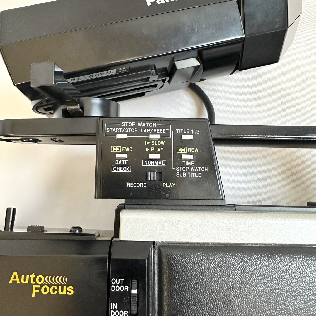 Panasonic WV 3230 Pro Line Color Video Camera TV Zoom Lens 10.5