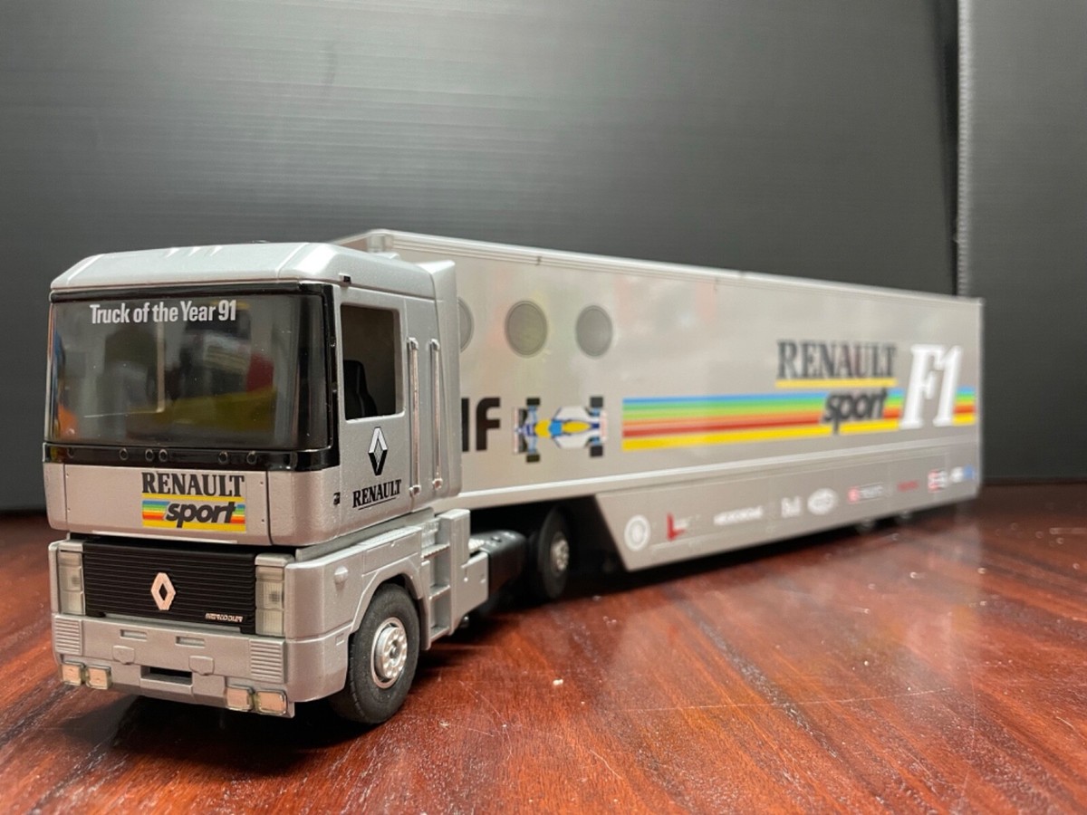 LBS F1 Collection Truck 1/43 Scale RENAULT SPORT F1 TEAM TRUCK