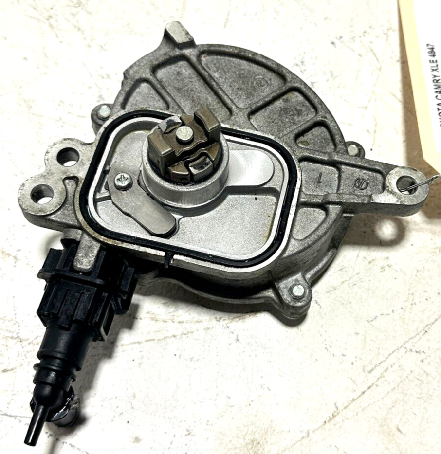 むむ（021・721） 2018-19-20-21-22-2023 Toyota Camry 2.5L XLE Power Brake Booster