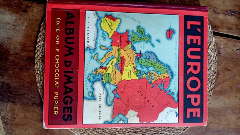 Ancien album Europe édité par le chocolat Pupier. Complet ,bon état . - Photo 1/4