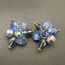 Vintage Vogue Clip On Earrings Blue Rhineston...