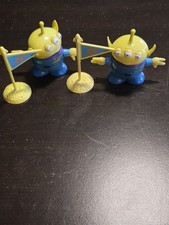 2 ThinkWay Toy Story Alien with Flag Collectible Figures