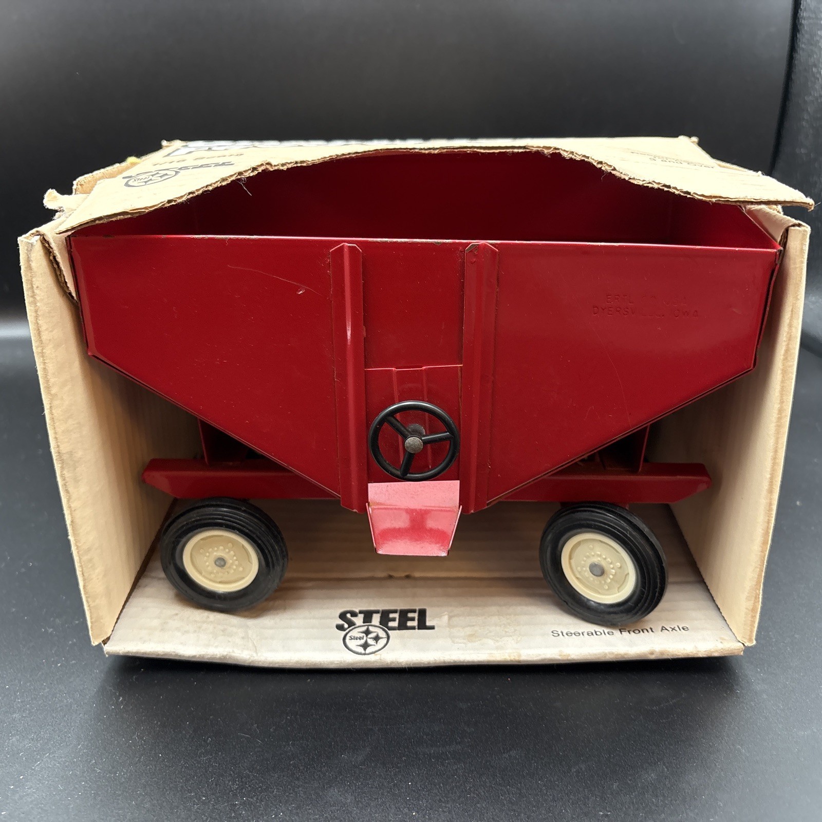 Vintage Ertl Gravity Feed Wagon 1/16 Scale Red 350 - Played 