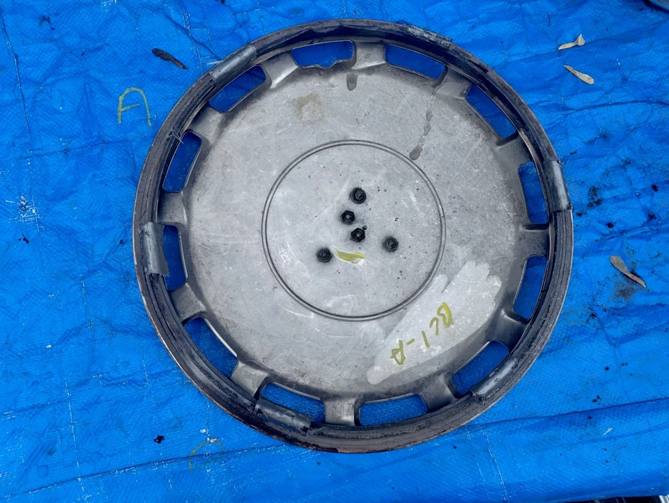 (1) 1989 1990 1991 1992 Cadillac Deville # 2053 15" tampa de roda calota cromada #a - Imagem 4 de 4