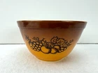 Vintage Pyrex Old Orchard Brown Ombre 401 Small Mixing Bowl Fruit 1.5 Pint