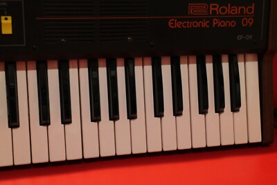 Vintage Roland EP-09 Electric Piano Arpeggiator worldwide shipment