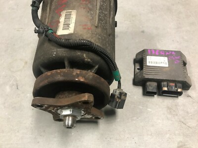 LOW MILES GM Rear Front section Differential-Housing 22881385 OEM  