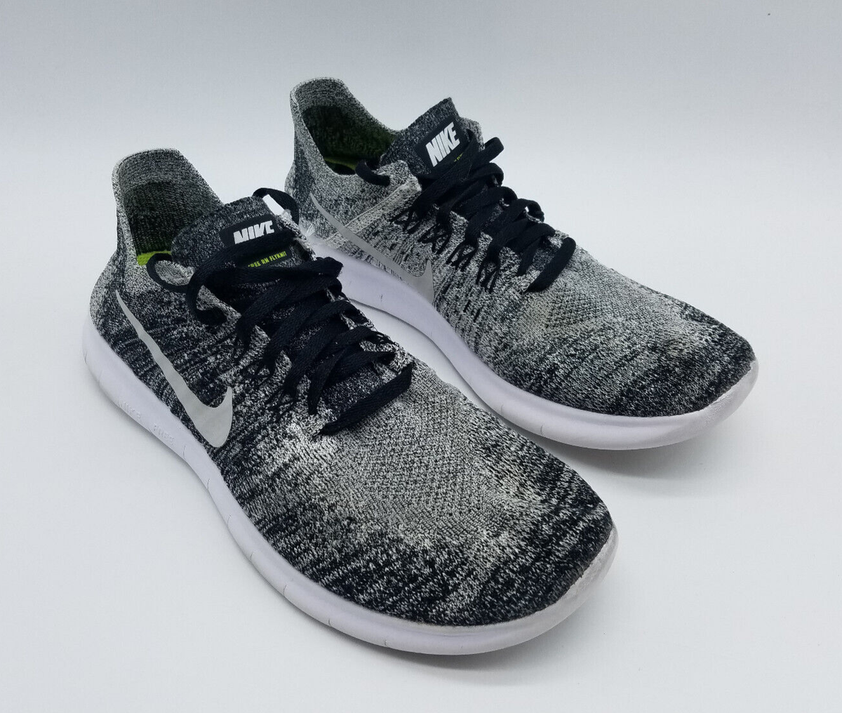 Nike Free RN Running Shoes Gray Navy Youth 6.5 Athletic Basic Classic Gorpcore Amazon.com | Nike Free Rn 2017, Unisex Sneaker, Grey Wolf  main image 3