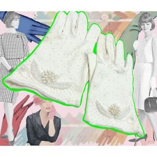 1950's Ivory Beaded Gloves