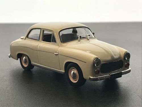 FSO Syrena 104 1962   (1/43..