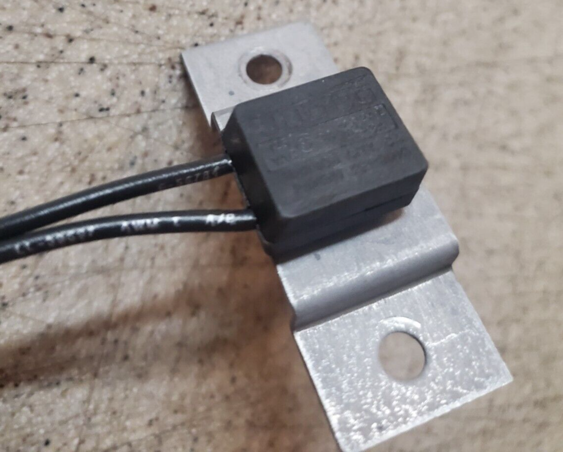 OEM Thermador Oven Light Switch 00415446, 1431748 eBay