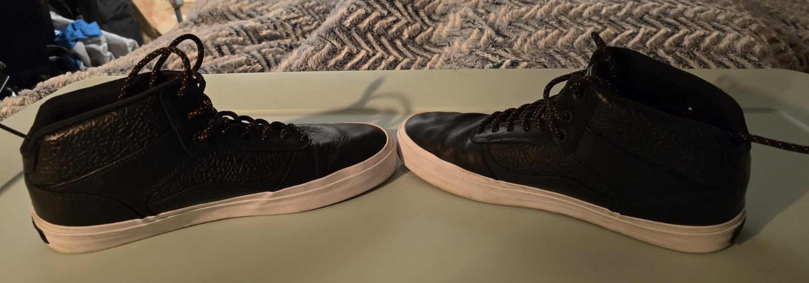 SAOLA VANS OTW Sk8 Mid