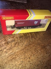 Hornby R6474 - LWB Box Van Sheaf Materials Ltd '25624', MINT CONDITION