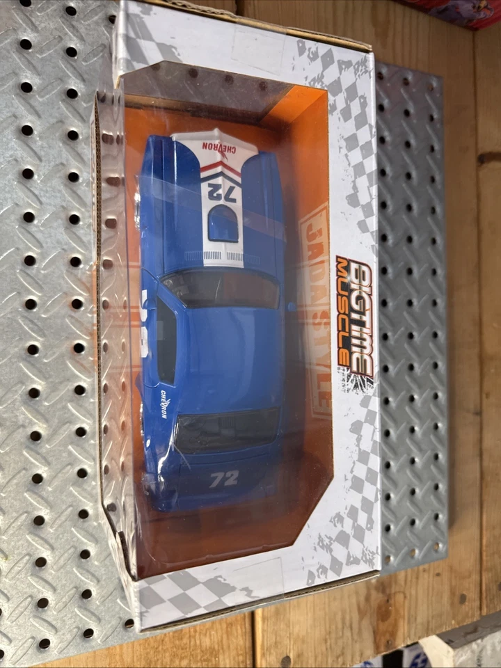 Pontiac Firebird 1972 Big Time Muscle coche diecast escala 1/24 nuevo en caja Foto 2 de 4