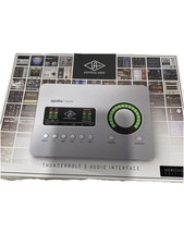 Universal Audio Apollo Solo Desktop Thunderbo...