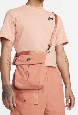 Nike Sportswear Tech Pack Men's Woven Unlined Cargo Shorts Madder DM5592-827