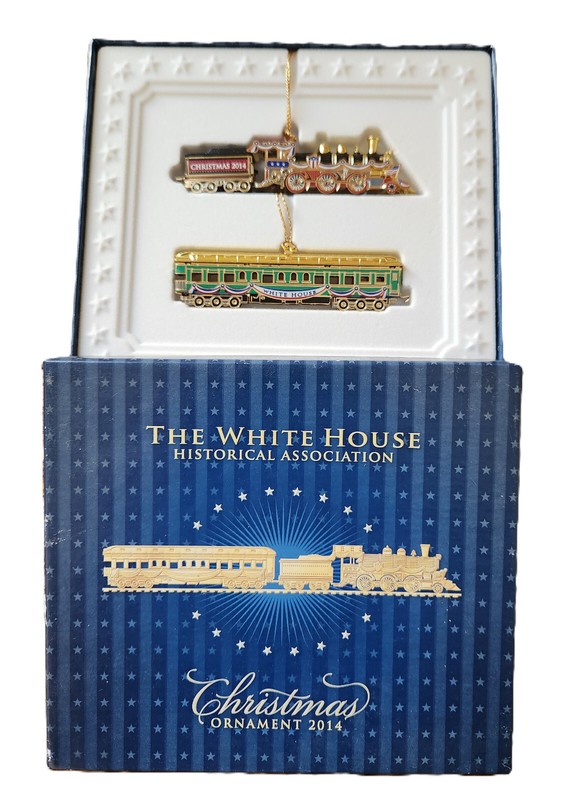 The White House Historical Association Christmas Ornament 2014, trains, booklet