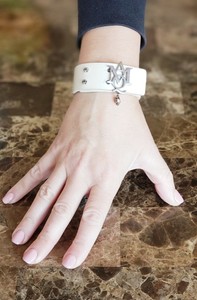 alexander mcqueen leather bracelets