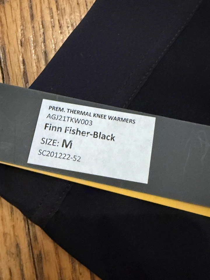 AGU 高级保暖护膝中号 Finn Fisher 黑色骑行全新带标签自行车 — 第 2/4 张图片